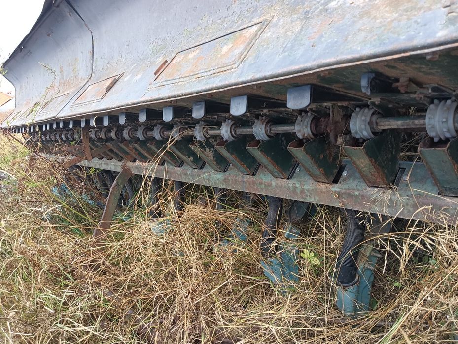Vând disc GD3,2 și semănătoare sup 29