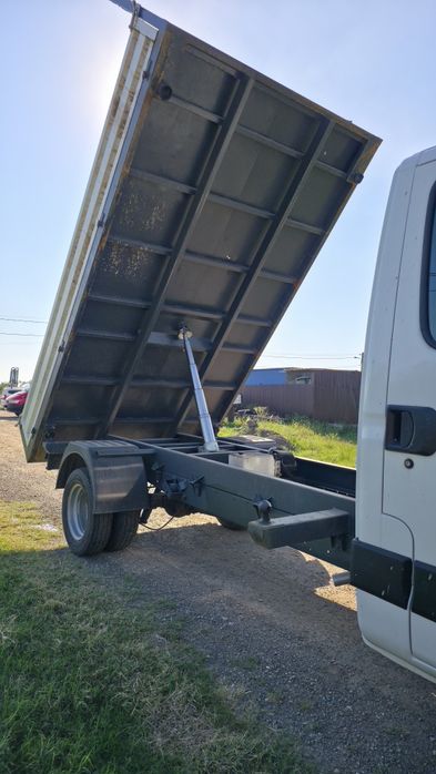 Iveco basculabil 3 parti  motor 3.0 cu 150 Cai