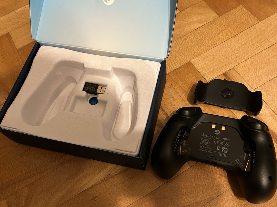 Steam Controller - безупречно състояние
