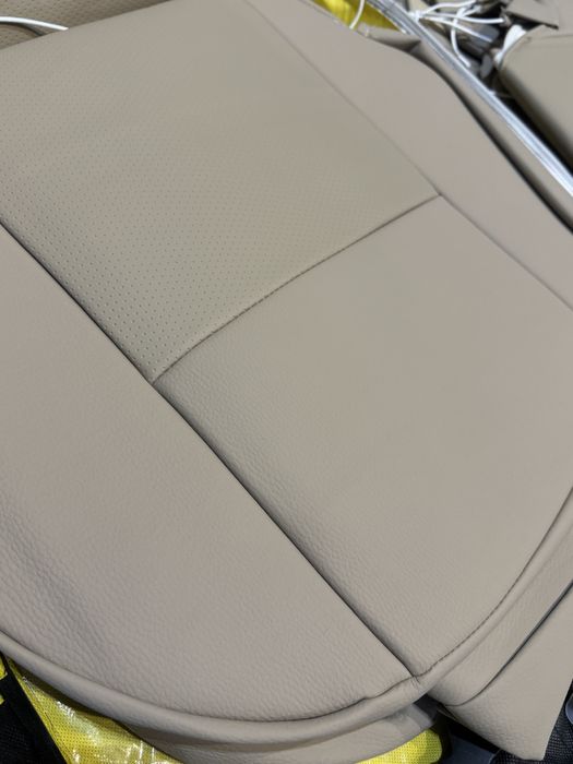 Модельные чехлы для Mitsubishi outlander 08-10г.в