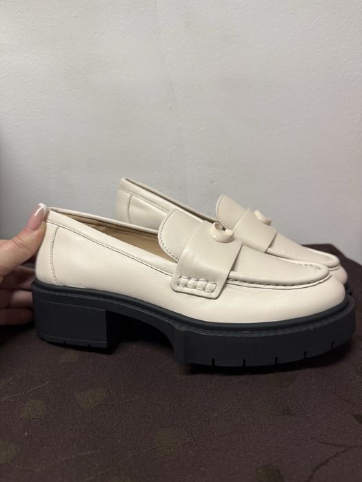 Оригинални лоуфъри Coach