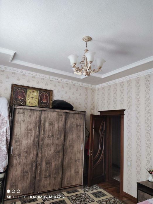 Nazarbek Xarakat Masjid kochada 3. yarim sotux 6 ta xona sotilvoti