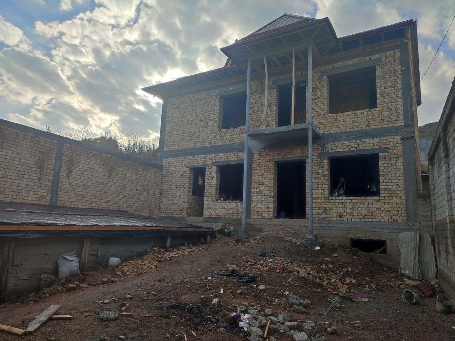 Дача сотилади срочно