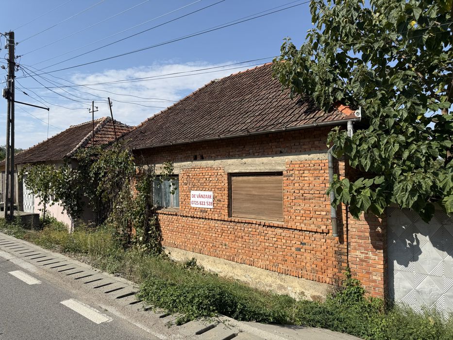 Casa caramida de vanzare cu teren 2366mp in Rotarest Bihor Com Sambata