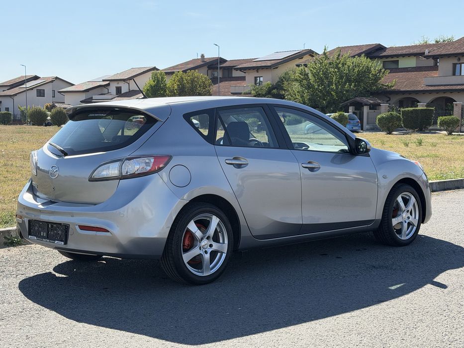 MAZDA 3 2011 — imagine 5