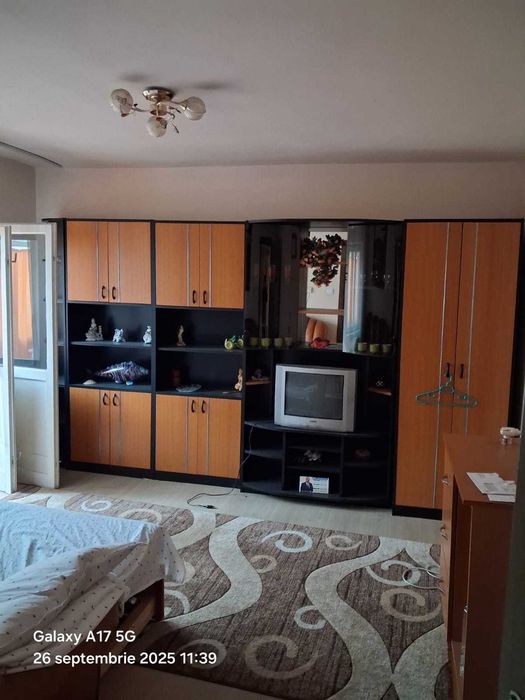 Garsoniera de inchiriat