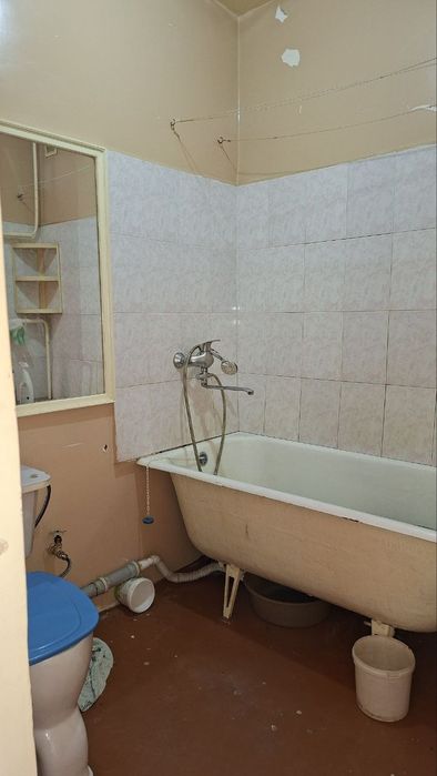 Срочно продам 1 комнатную квартиру Юнусабад