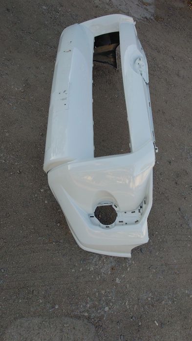 Бампер Toyota 4Runner