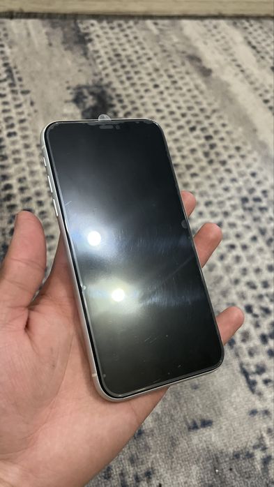 Айфон 11 128гб.