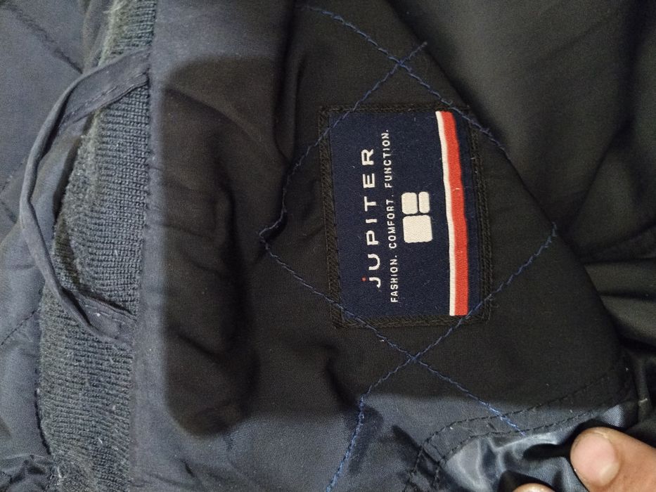 Продам мужскую куртку Jupiter