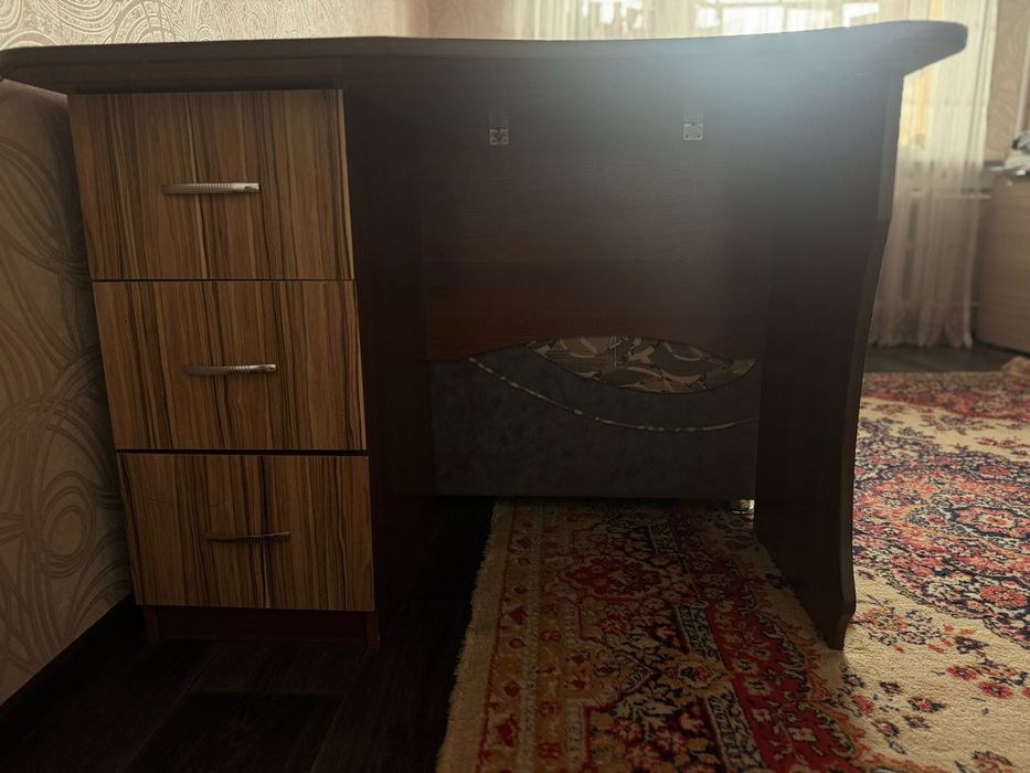 Продам рабочий стол