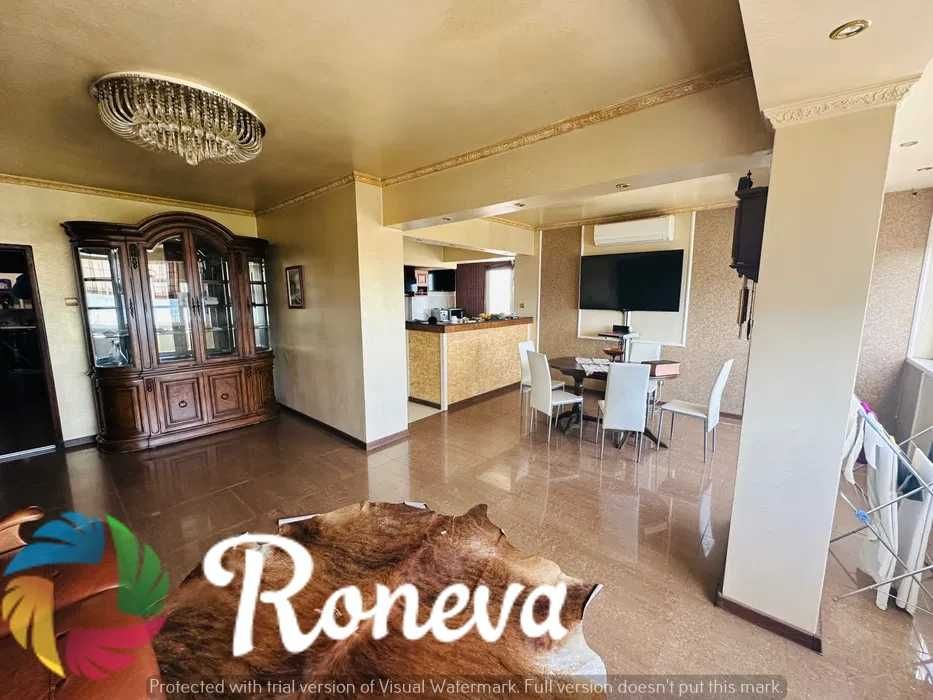 Продава се Четиристаен апартамент в Варна, Център - 100 кв.м за 2300 €/кв.м - Снимка #2