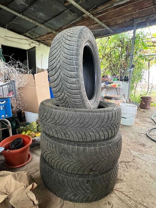 Зимни гуми FIRESTONE WINTERHAWK 4 205/60/16 Extra Load