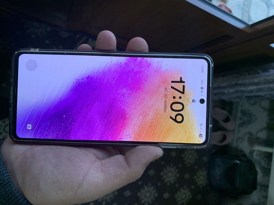 Samsung A73 5g srochno sotiladi 128gb !!!