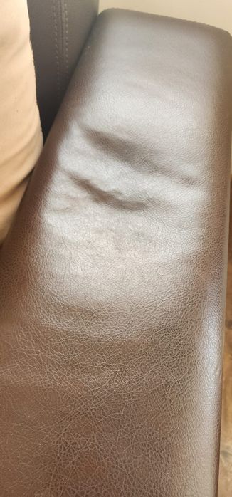 Подарявам диван ВАРНА