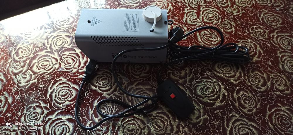 Продам парогенератор (дым машина).