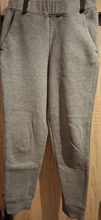 Treninguri si pantaloni pt băiat si fată