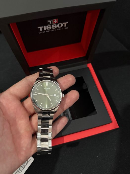 Часовник TISSOT PR100