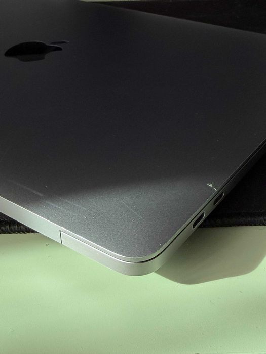 Macbook Pro 13, M1, 512GB, 16GB RAM, Space Gray