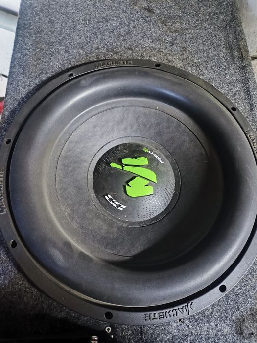 Продам сабвуфер почти новый
