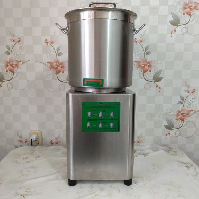 Куттер 5 литров новый