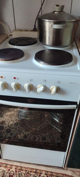 Продам электроплиту