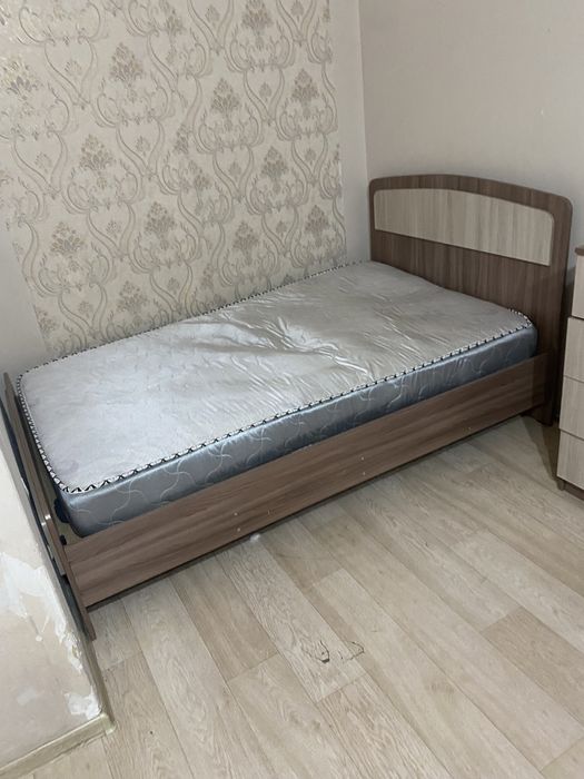 Продам кровать 200 на 120