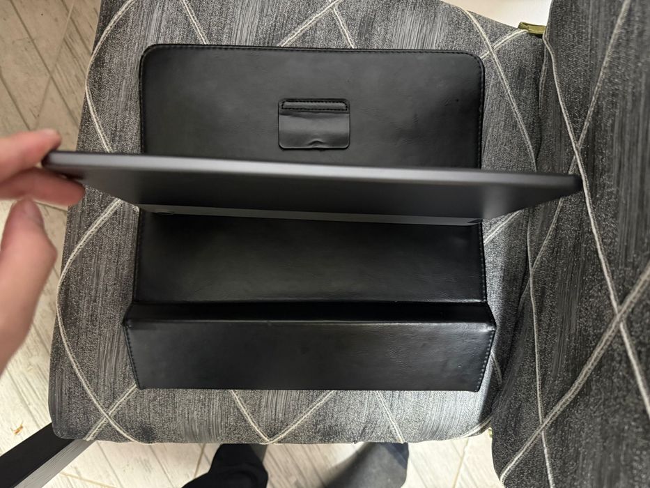 Lenovo Tab M10 Plis 3rd Gen -128/4GB RAM starea  excelent