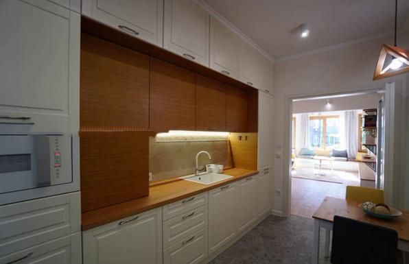 Дава се под наем Тристаен апартамент в София, Център - 90 кв.м за 950 € - Снимка #2