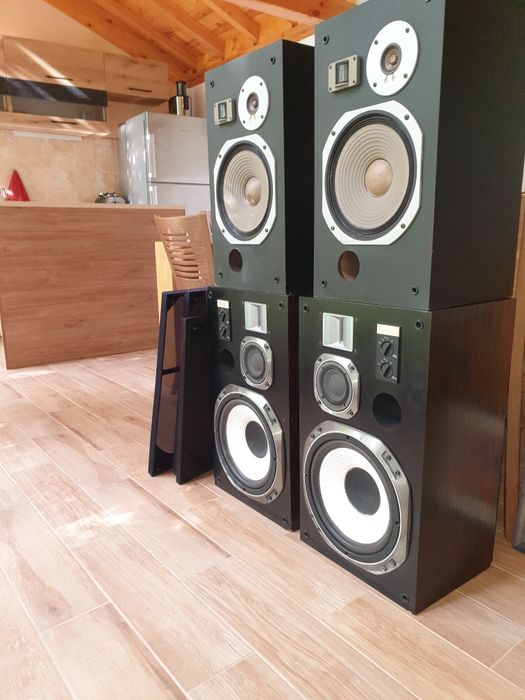 Продавам колони Pioneer HPM 50.