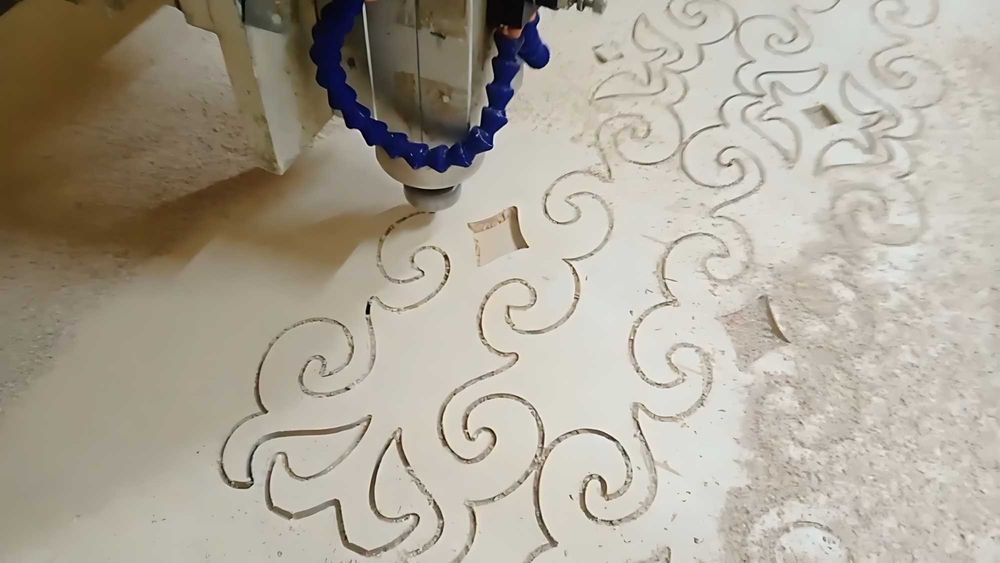 Услуги ЧПУ Мультикам. Раскрой, резка, фрезеровка.