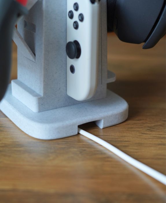 Стойка Xbox, PlayStation и Nintendo Switch контролери + USB зареждане