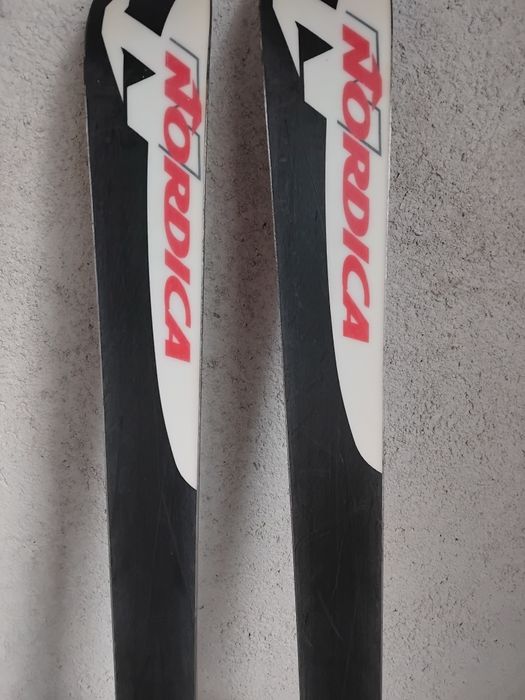 Ски Nordica 180 см