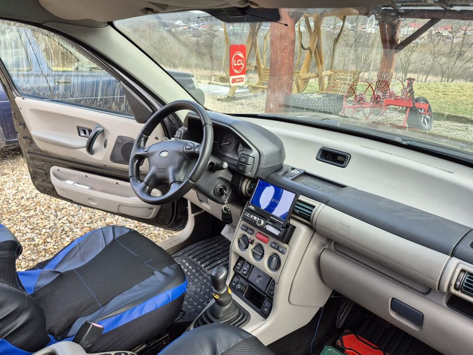 Land Rover Frelander 1 deosebit de frumos