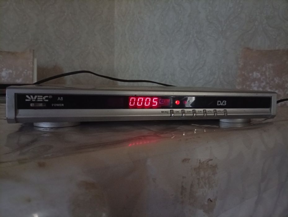 DVD-плеер Samsung и ресивер SVEC A8