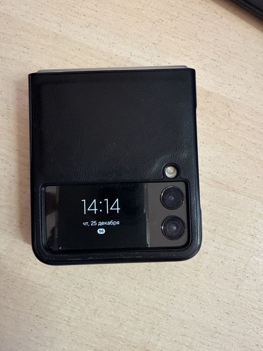 Самсунг з флип 3