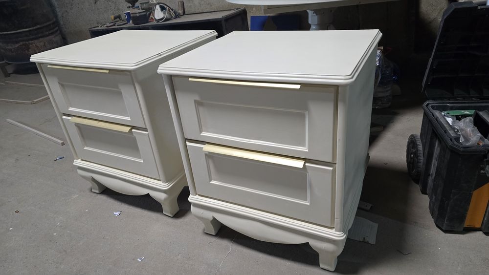 Noptiera mdf vopsit