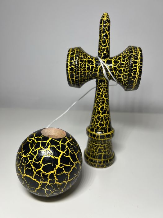 Kendama din Lemn - design Crackle (NOUA)