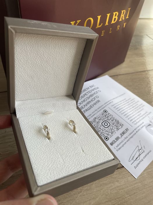 Продам красивые Пусеты KOLIBRI