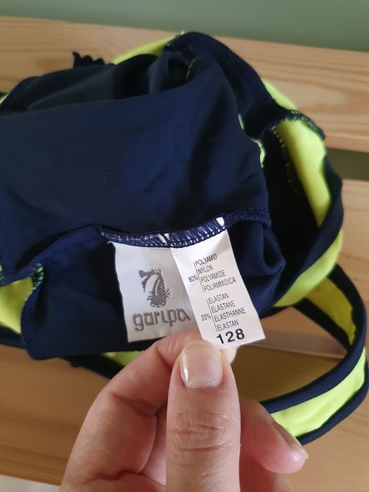 Купальник,отдам за 1500