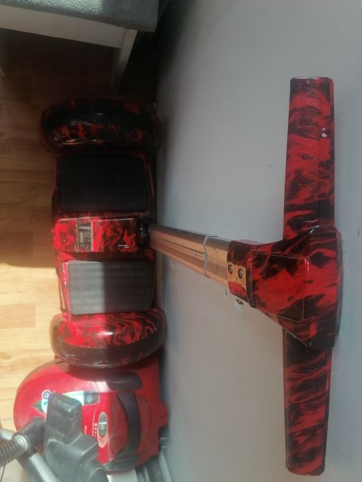 Продаю гироскутер