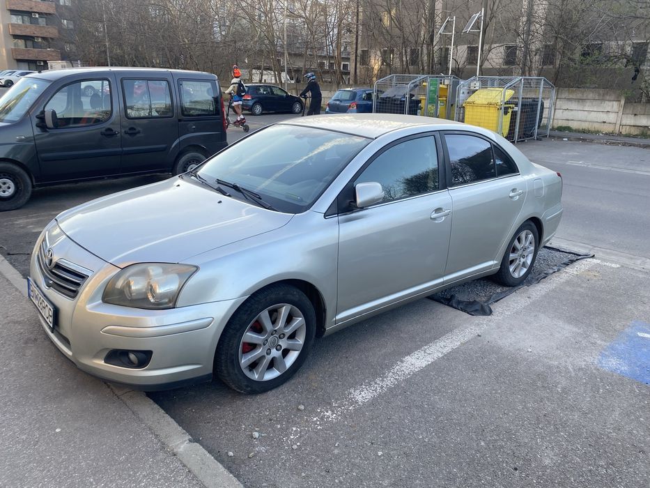 Toyota Avensis T25