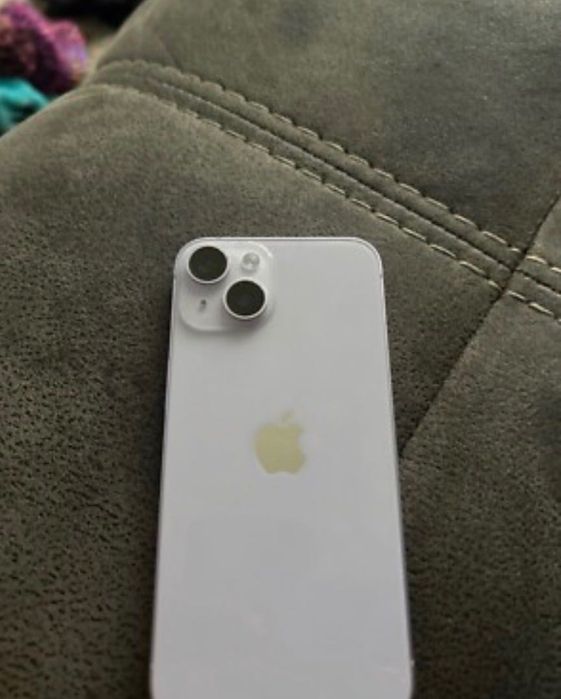 продаю Iphone 13 128gb белого цвета