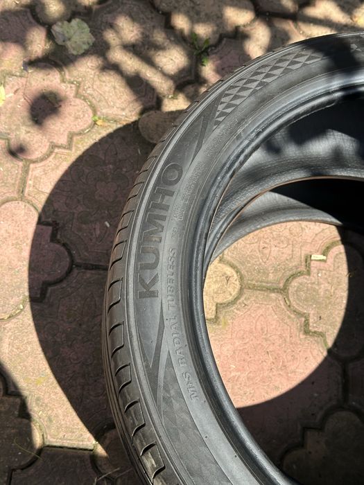 255 40 19 M+S Kumho set 4