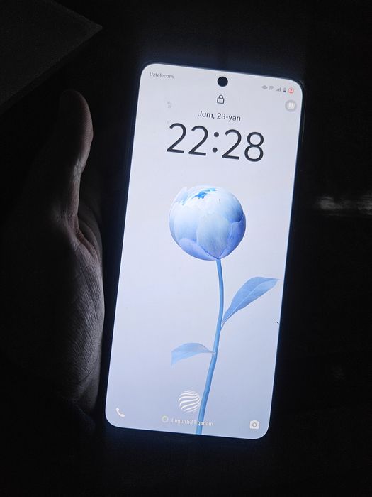 Iqoo Z10R 5G telefon 1 haftayam ishlamadi yaryadi _6500 ekan yaxshi