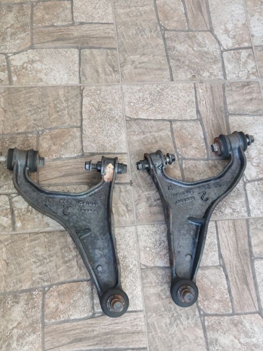 Рычаги  задние на Subaru Outback