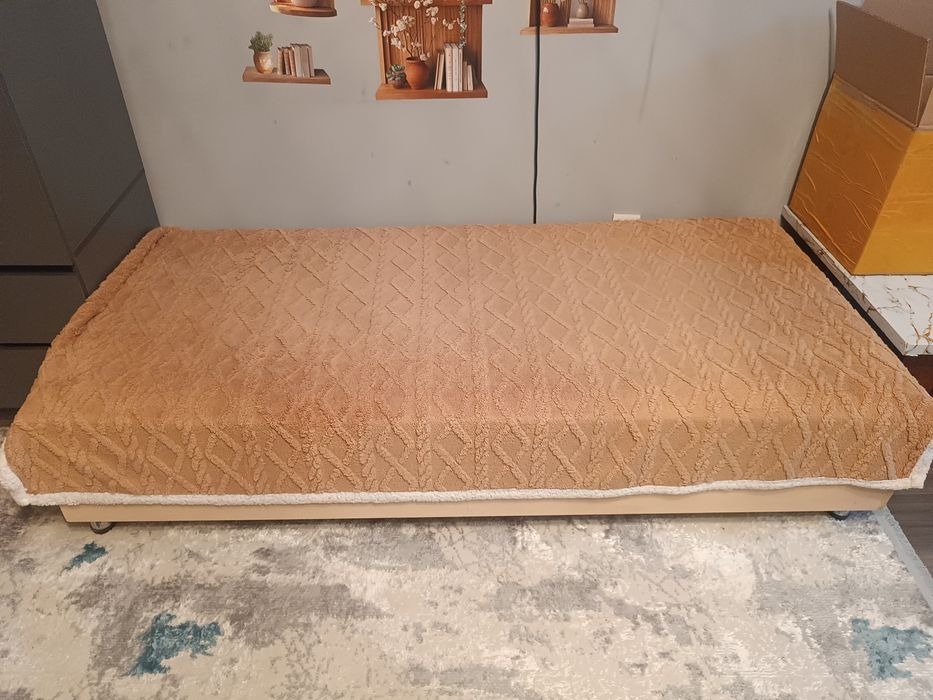 Кровать односпальная