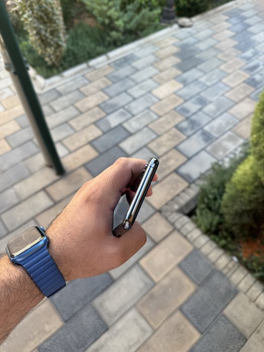 Iphone XS Ayfon XS 64gb LL/A qora ideal sotiladi aybi yo face ishlidi
