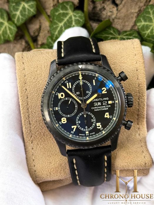 Breitling Navitimer