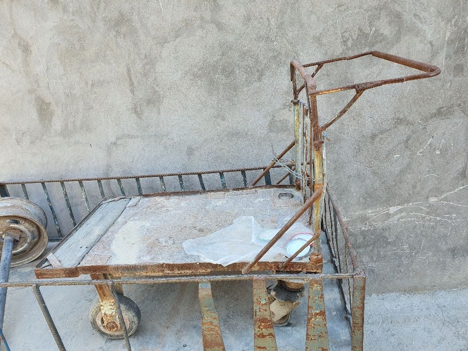 Aravalar sotiladi kattasi 2mln kichkinasi 800000